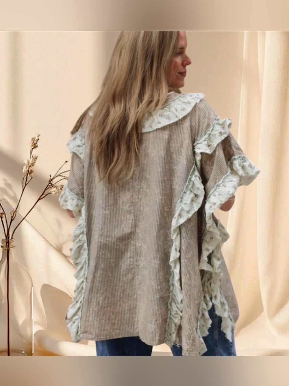 #1267 Oli & Hali Ruffled button down blouse / kimono / Kaftan in Light Taupe - Picture 3 of 9